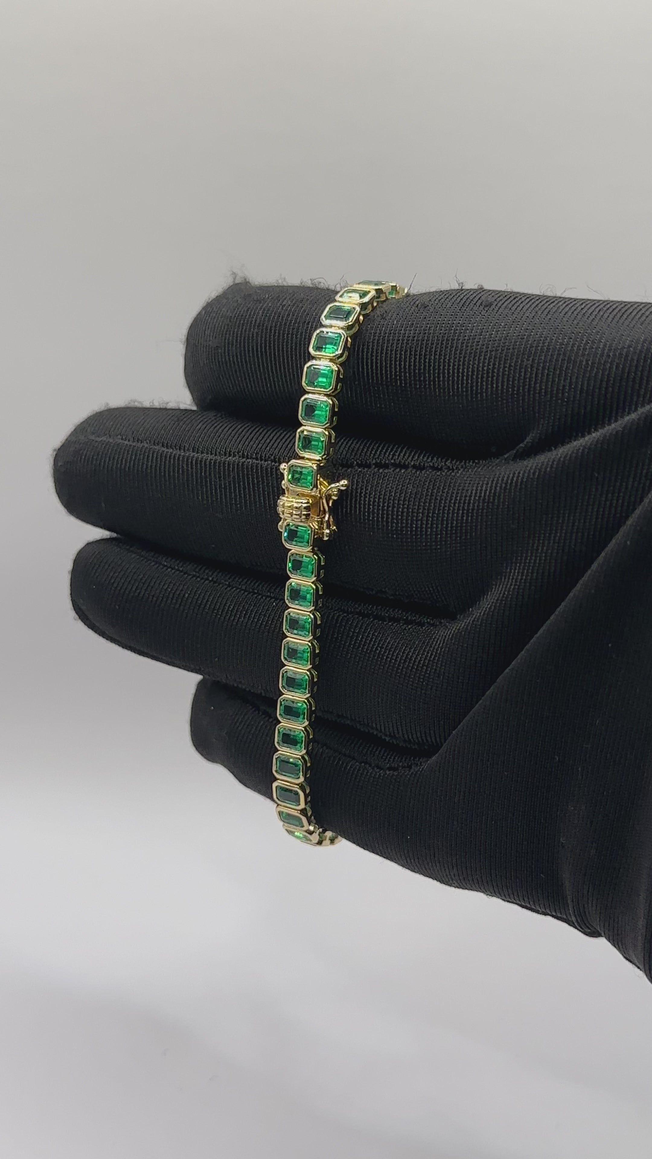 Esclava de esmeraldas con oro